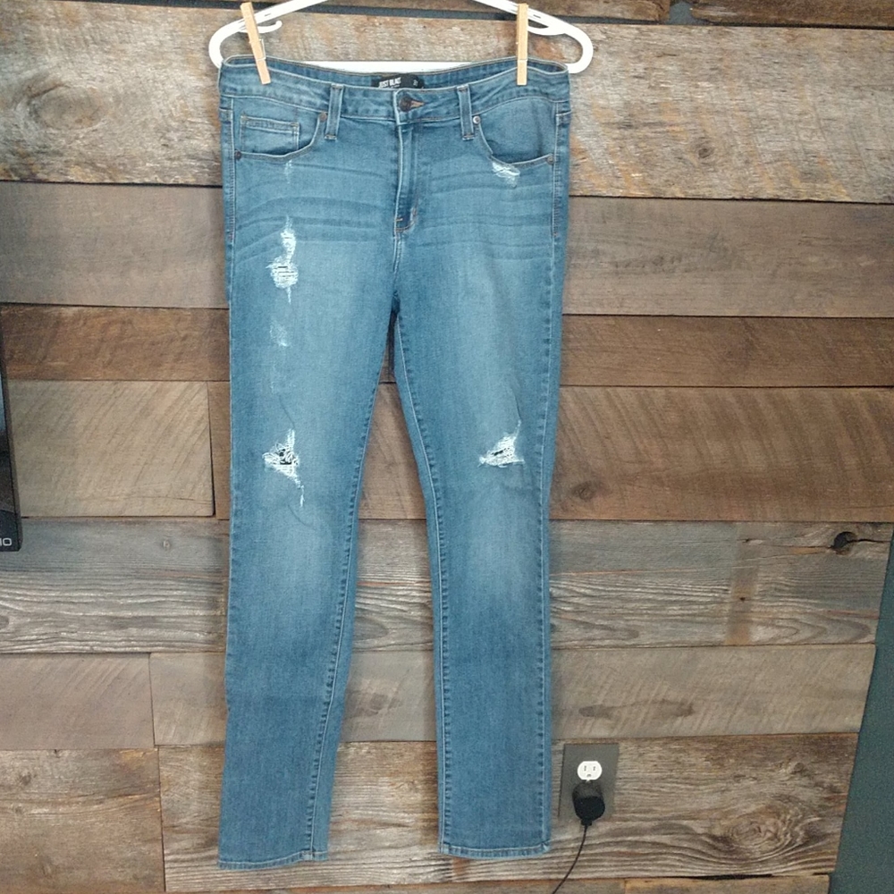 Slightly Distressed Just Black Skinny Jeans